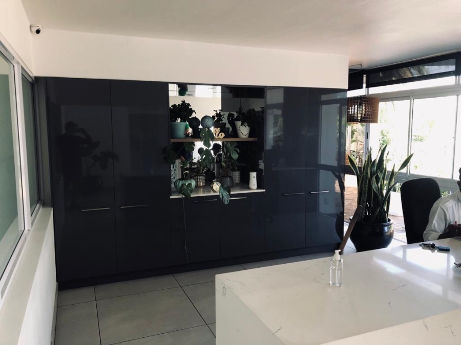 To Let 0 Bedroom Property for Rent in Sea Point Western Cape